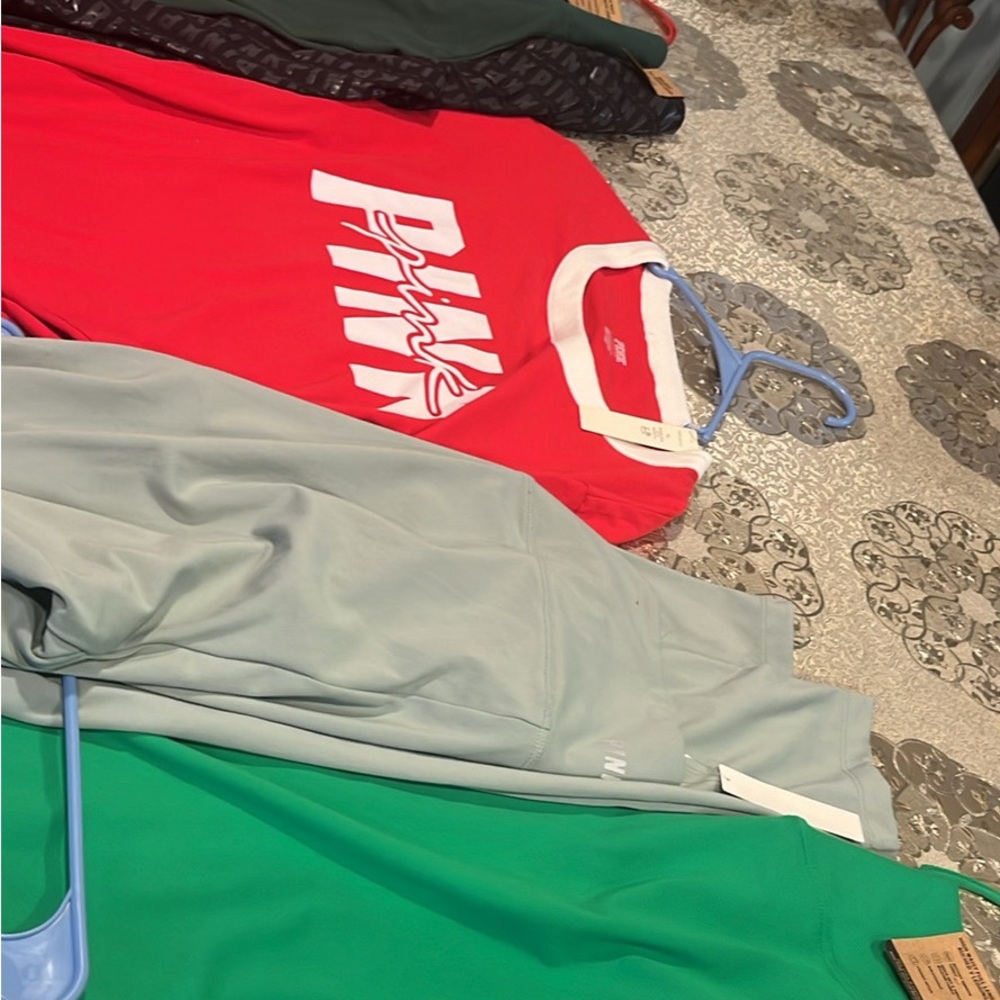 PINK Victoria's Secret Red Short Sleeve Tee